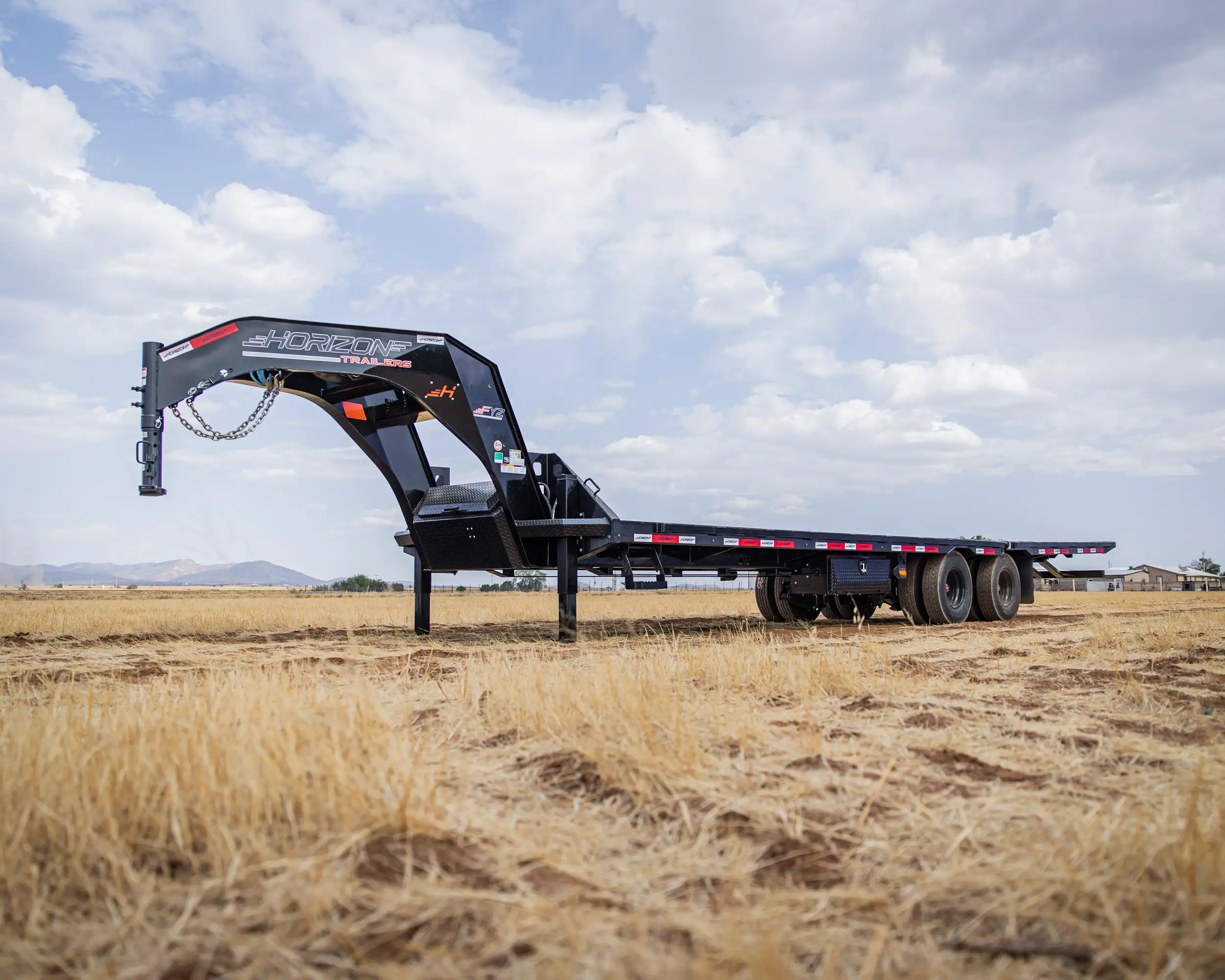 horizon trailers img